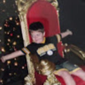 Meet your Posher, Max